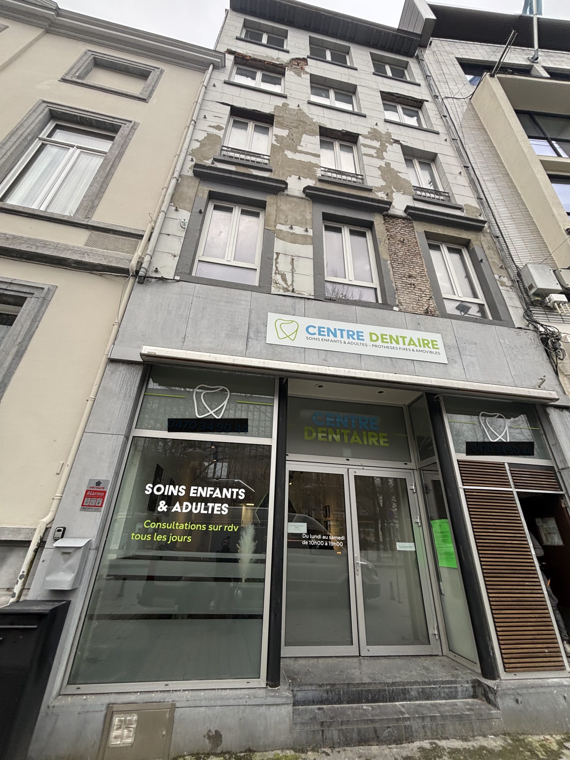 Expertise de stabilité d’un bâtiment avec basculement de façade et désordres structurels en Belgique